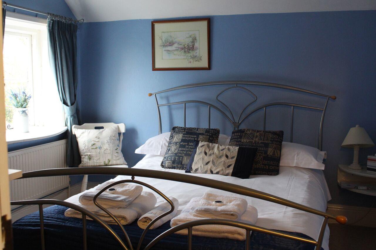 The Three Horseshoes Hotel Alton  Eksteriør billede